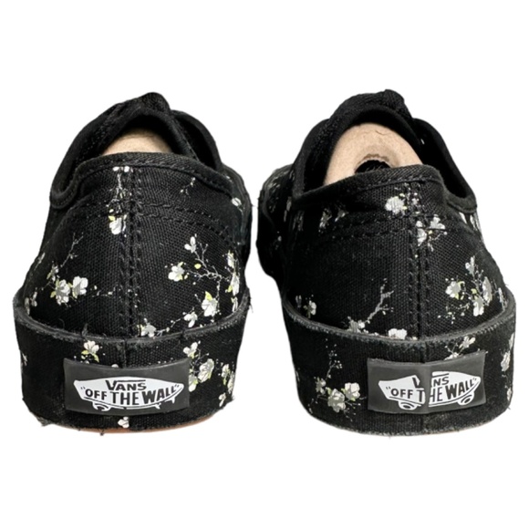 | Vans | Black Midnight Floral Lace-Up Shoes - 3.5/5 - Picture 5 of 9
